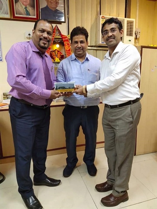 Receiving Yogakshema Vijay Gaurav Trophy