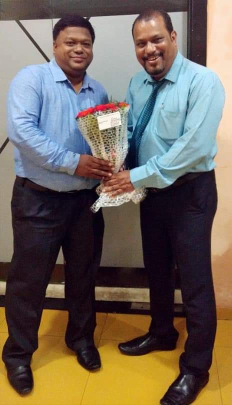 Token of appreciation from Mr. Raja Subramaniam, Star Health